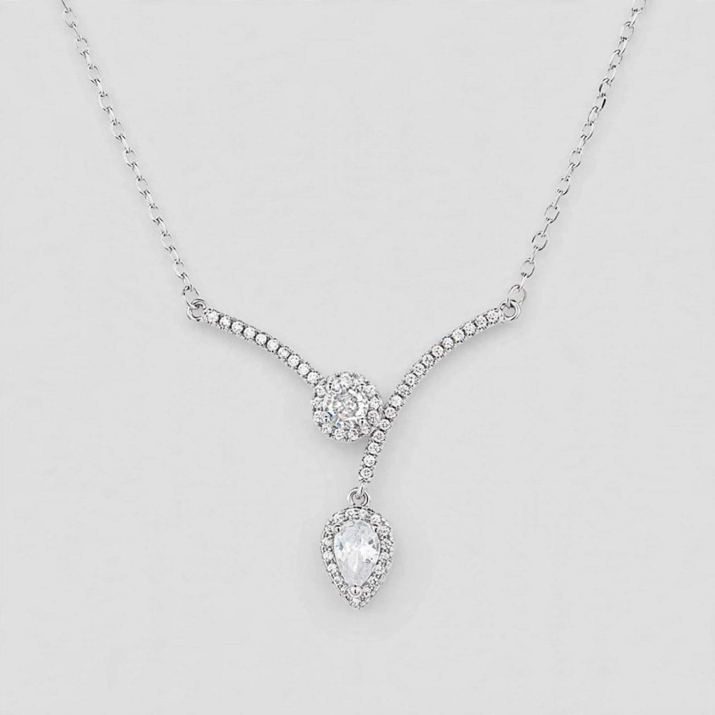 V-shaped zircon necklace
